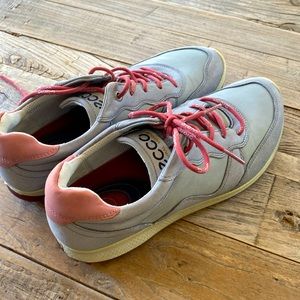 ecco biom hydromax women’s gold shoes 8 (EU 39) dusty blue pink